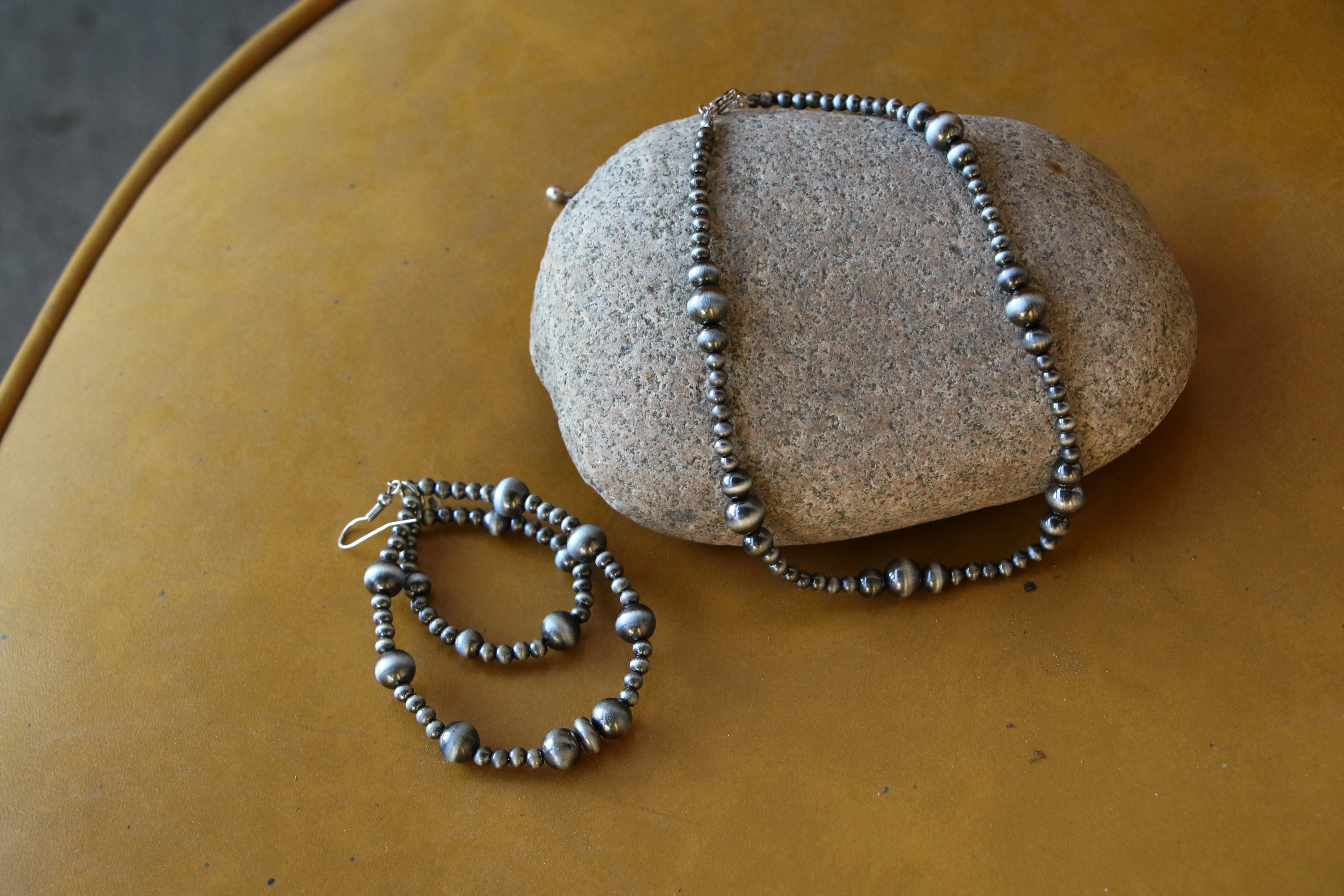 0012 FAUX SILVER BEAD DOUBLE HOOP ER