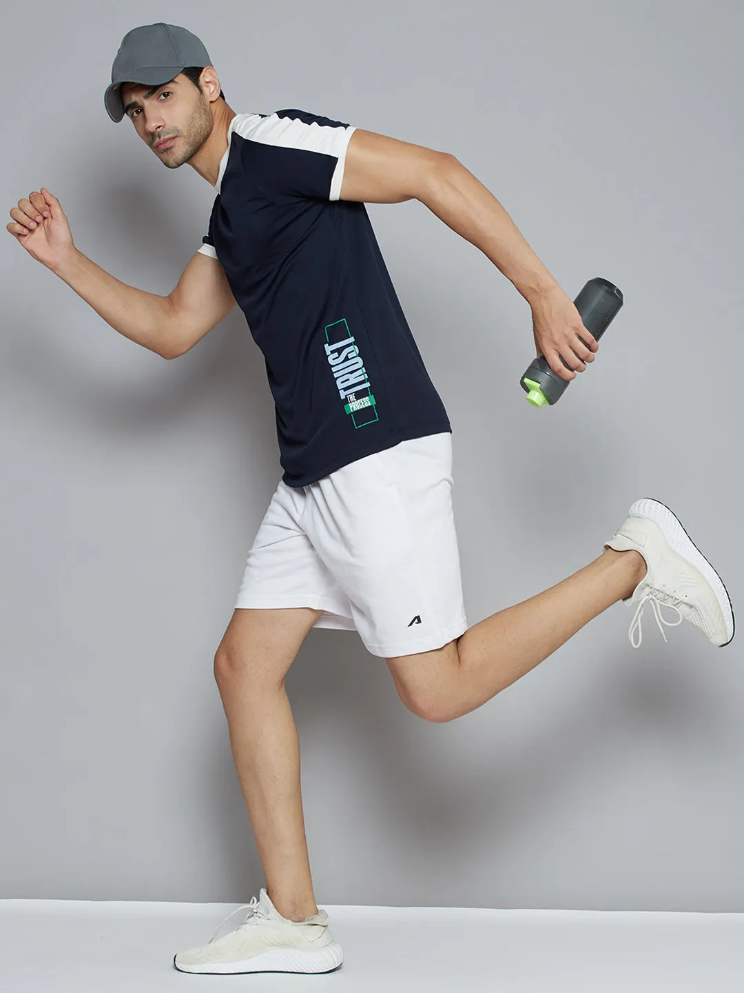 Alcis Men White Solid Slim Fit Running Sports Shorts