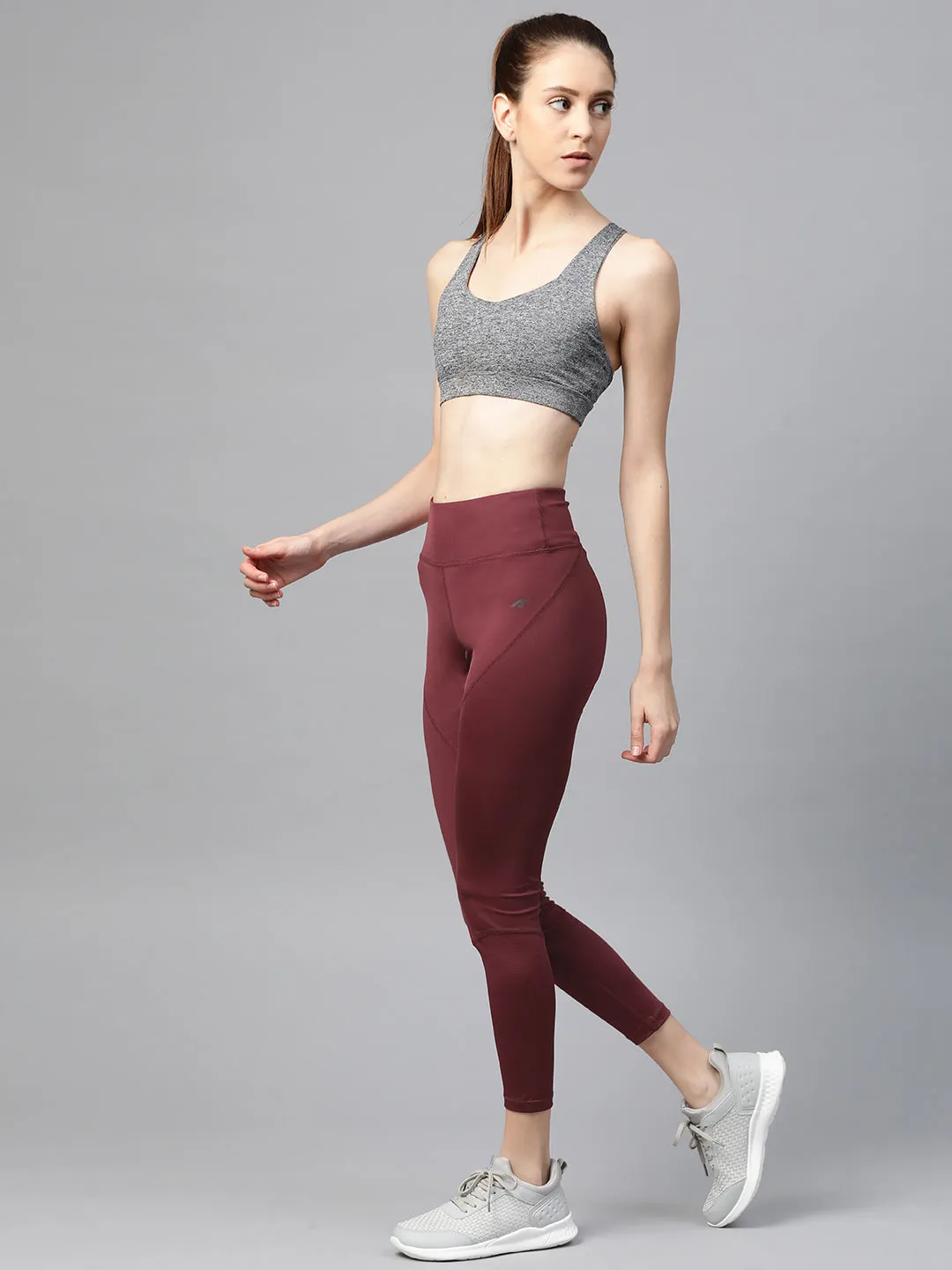 Alcis Women Burgundy Solid Cropped Tights