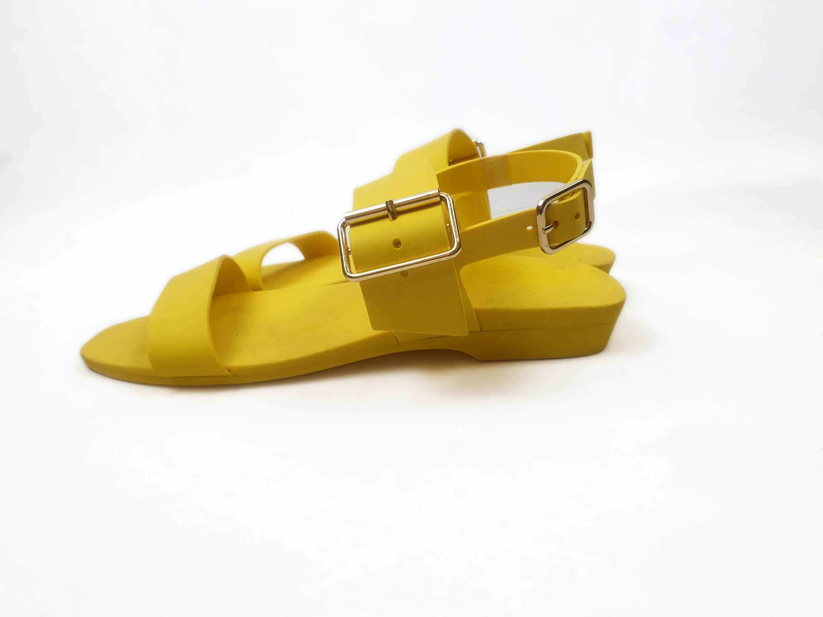 Bared yellow sandals size 39