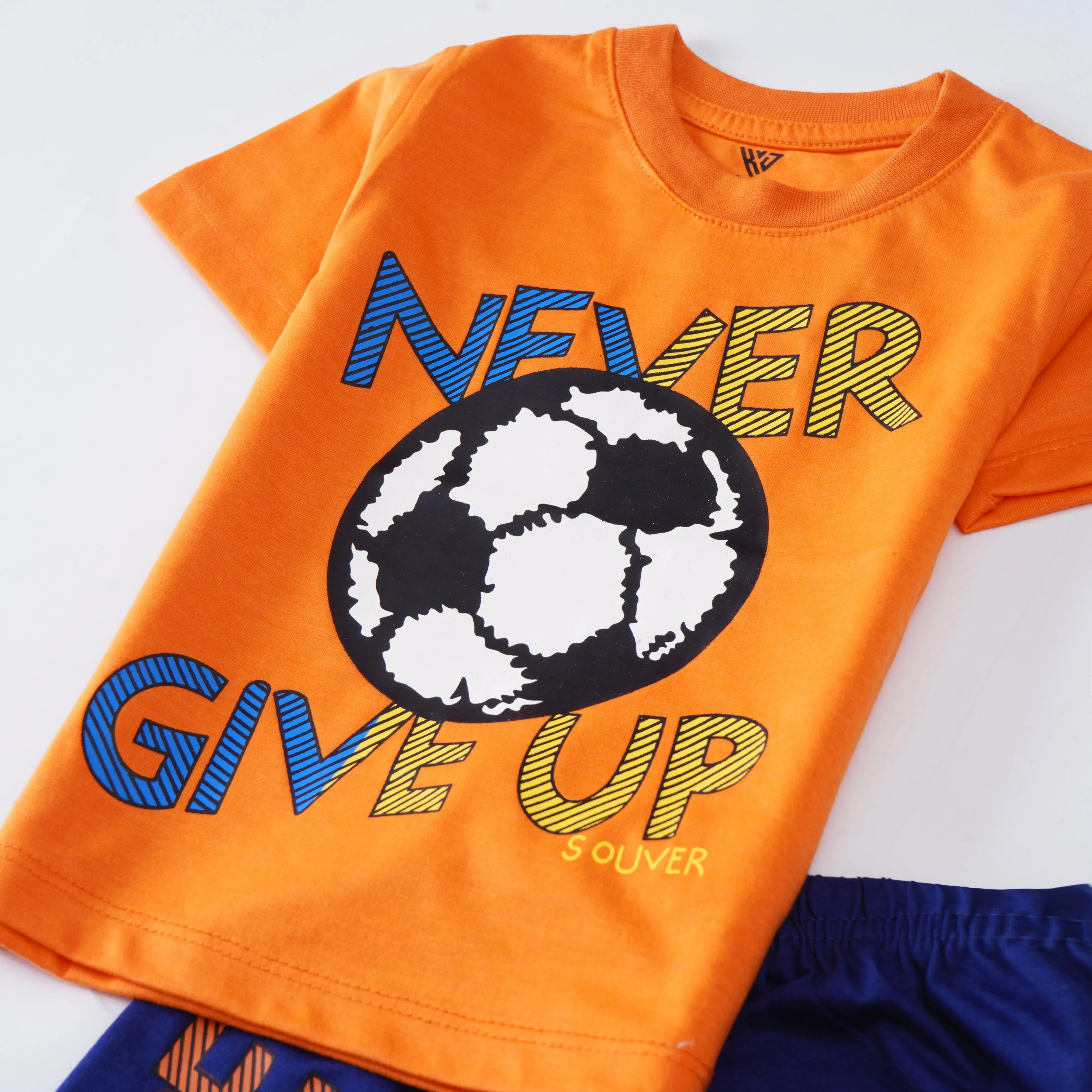 Boys Half Sleeves 2 Piece Suit (Never)