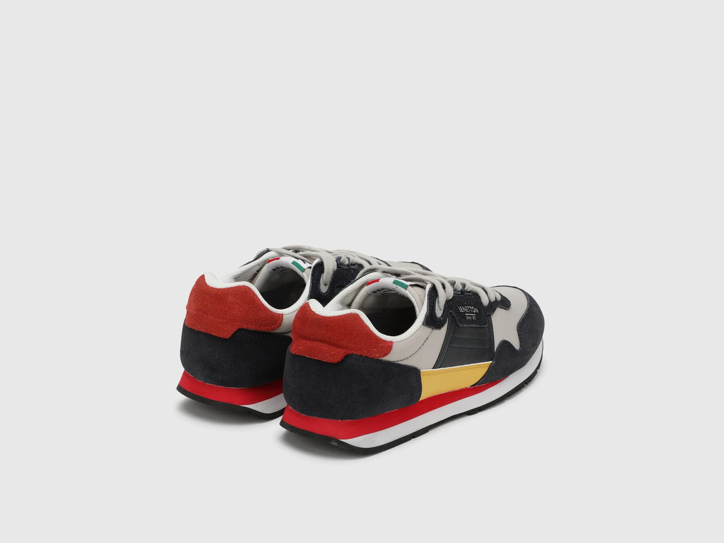 Colorblocked Casual Sneakers