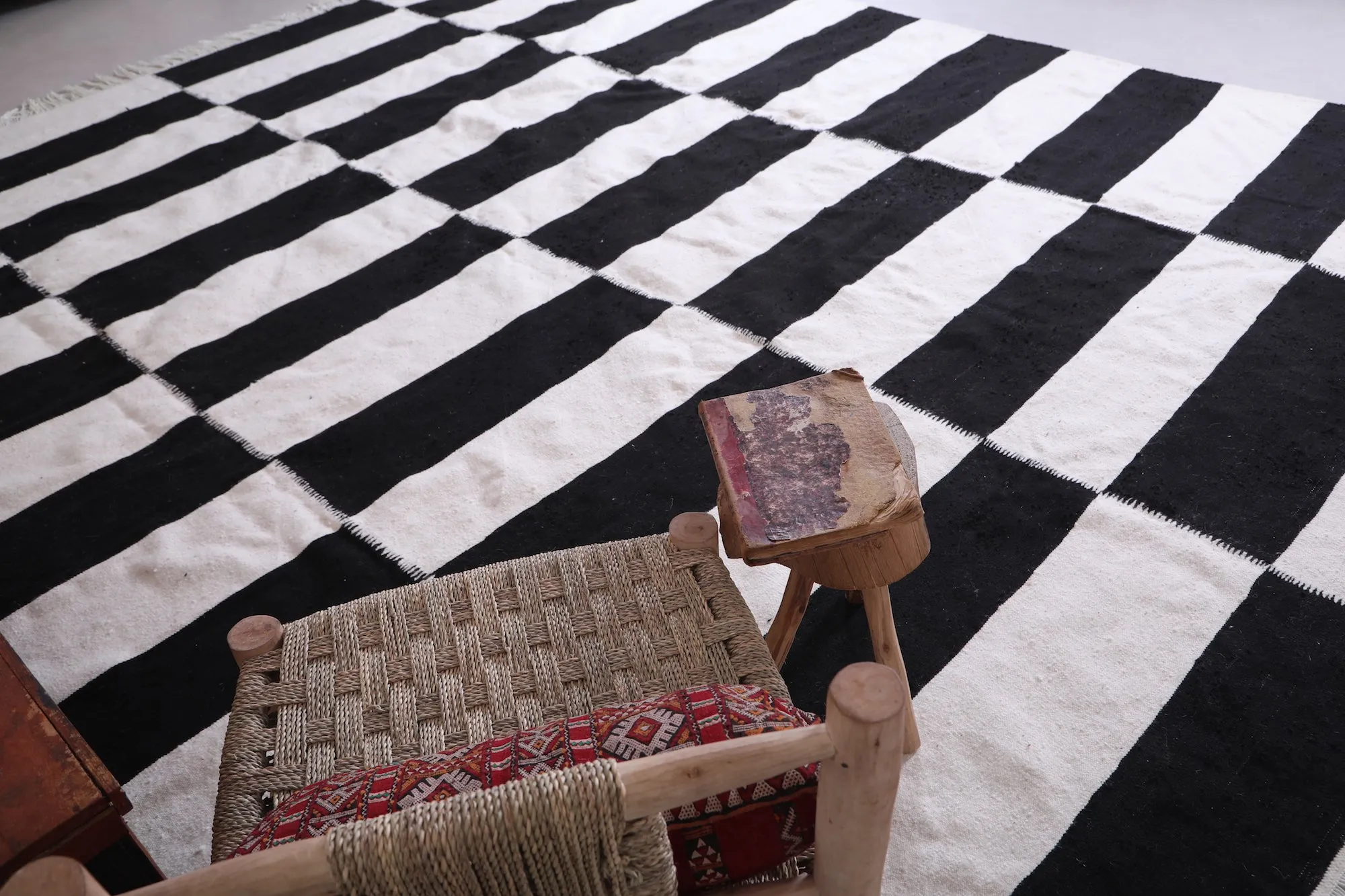 Custom Flat woven rug - Checkered moroccan rug - Wool rug