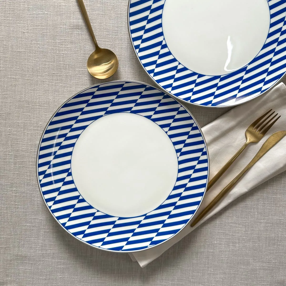 Edit House & Home-Home Artisan Delphine Porcelain Dinner Plate  Set of 2