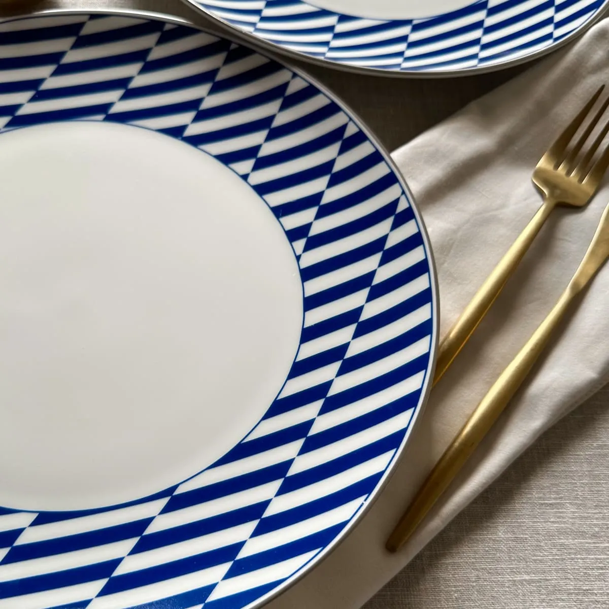 Edit House & Home-Home Artisan Delphine Porcelain Dinner Plate  Set of 2