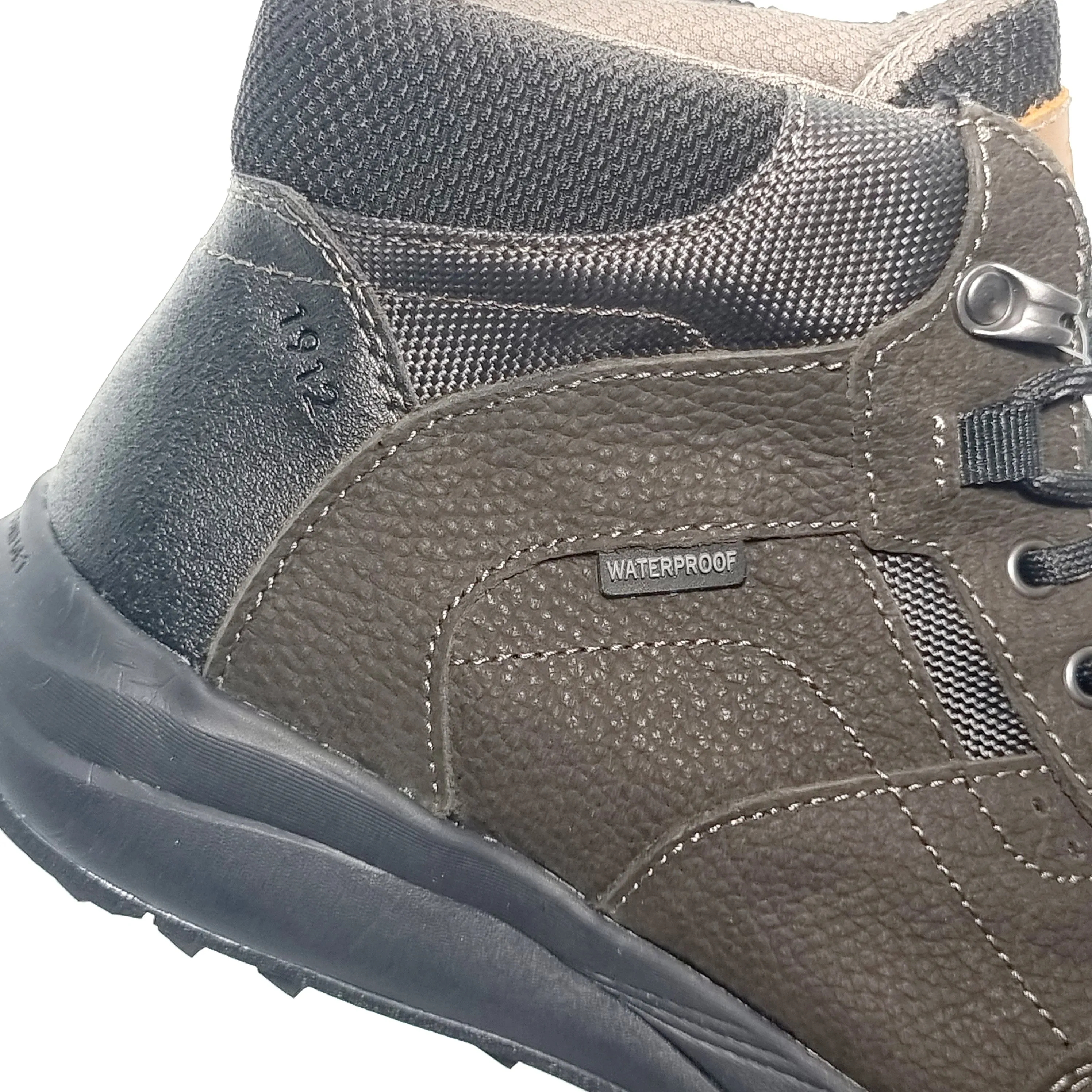 Excursion Outdoor Boots