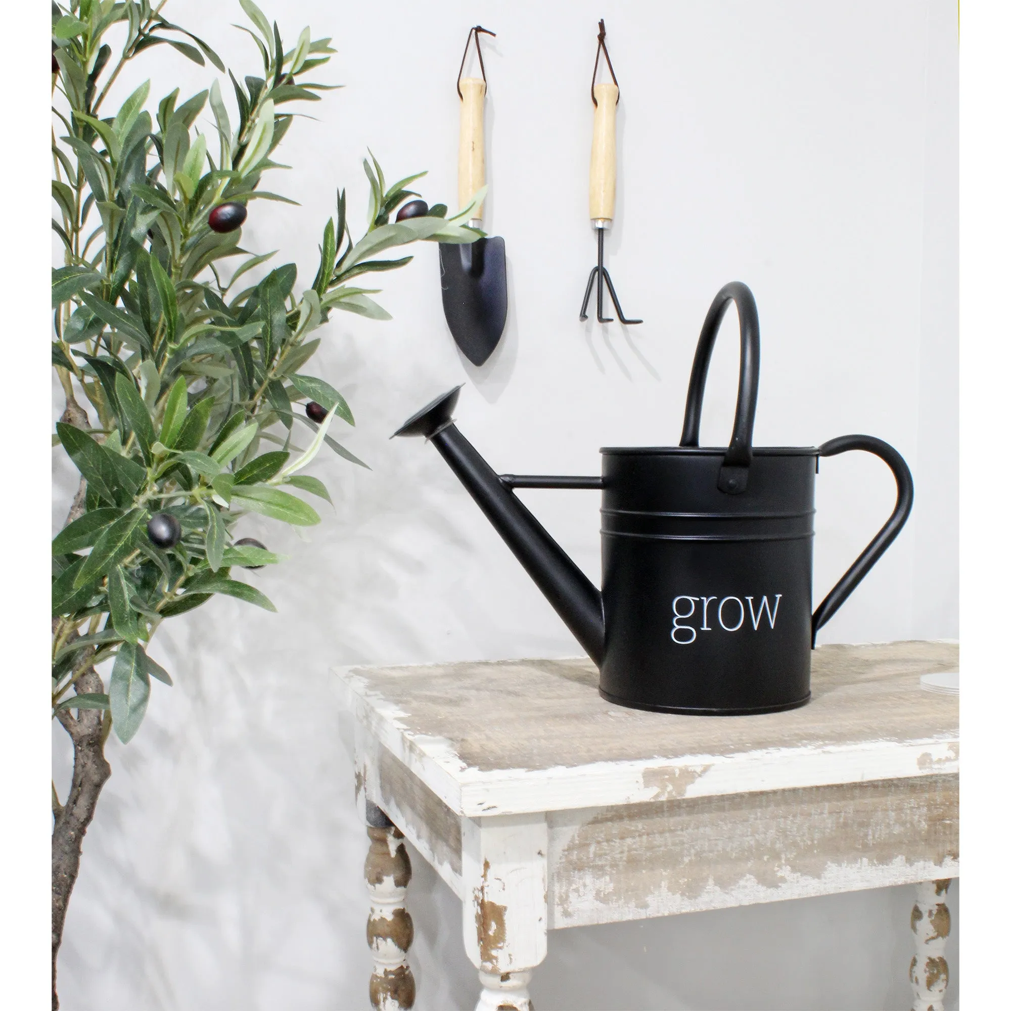 Farmhouse Enamel Watering Can (Black, Case of 6)