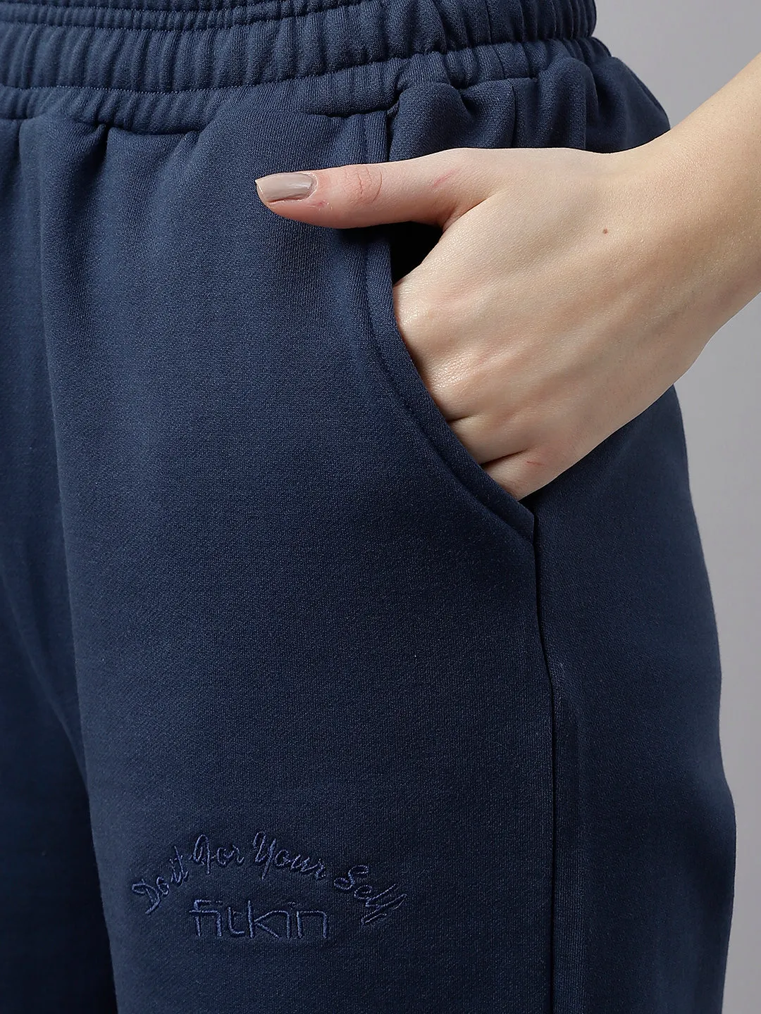 Fitkin Women Blue Solid Oversized Fleece Jogger Pants