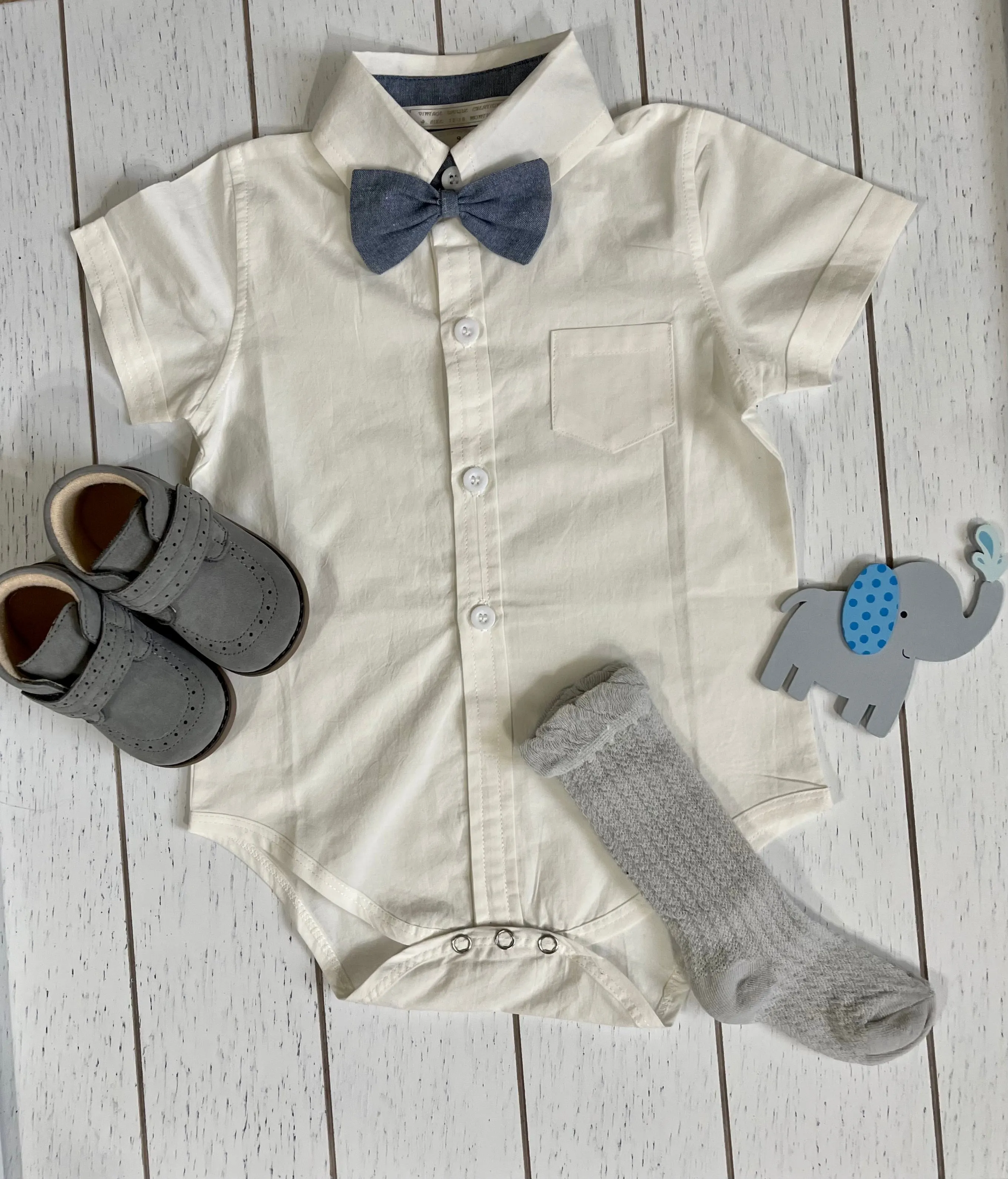 Gentlemen Gray Short With Bowtie and White Shirt Boy Outfit Set