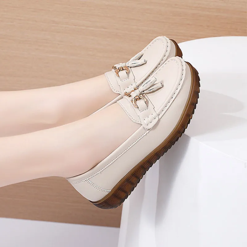 Genuine Leather Women's Soft Sole Comfortable Flat Casual Shoes