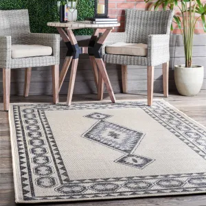 GREY IRIS DIAMOND RUG