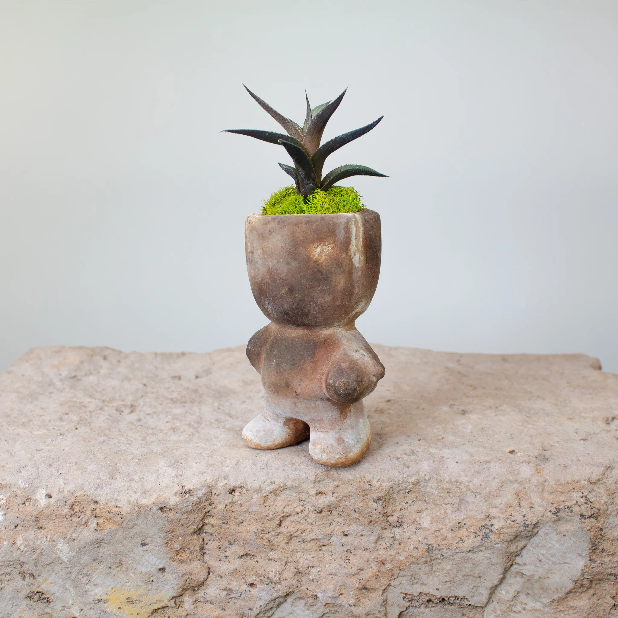 Groot Pot, Vintage Terracotta Sculptural Planter