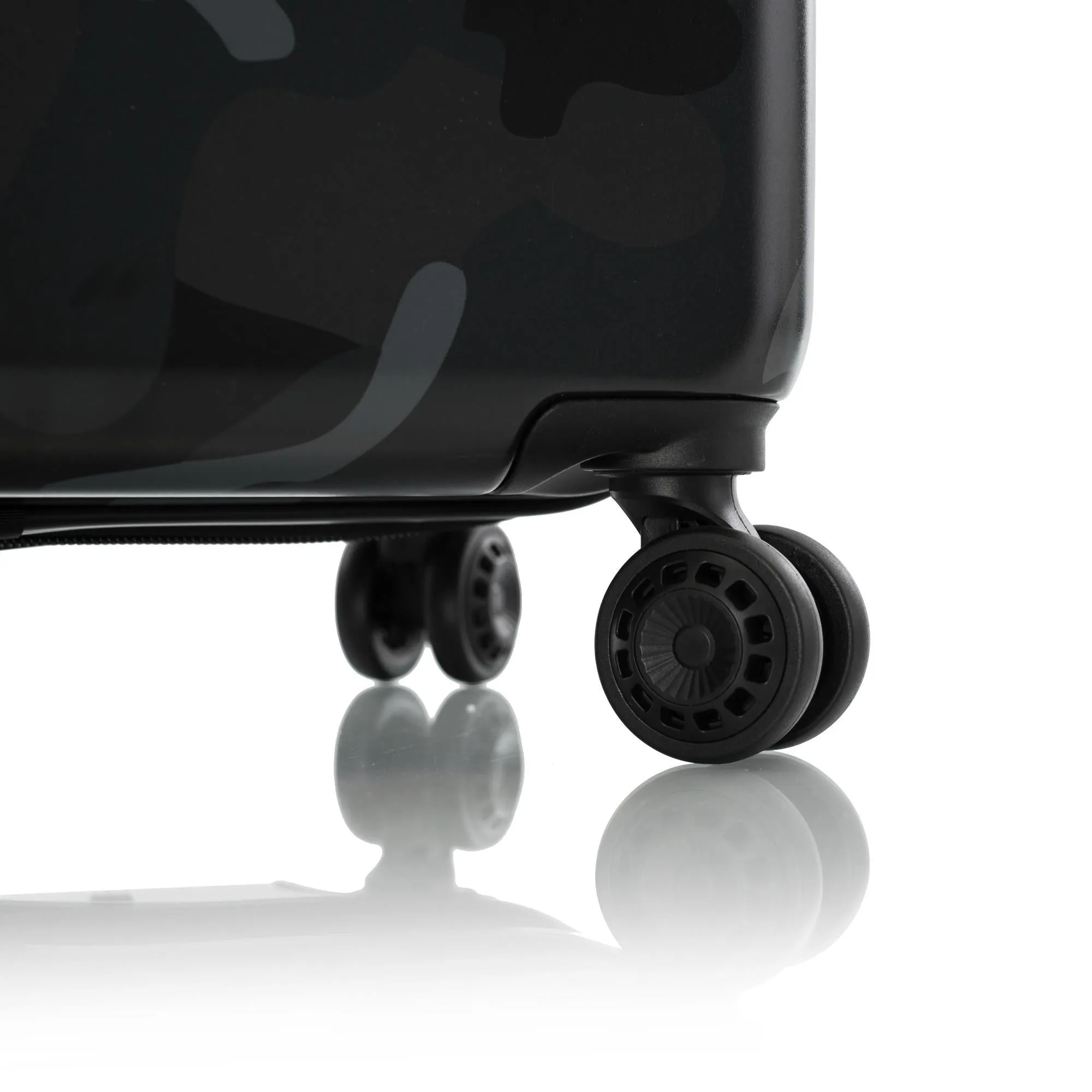 Heys Black Camo 26" Spinner