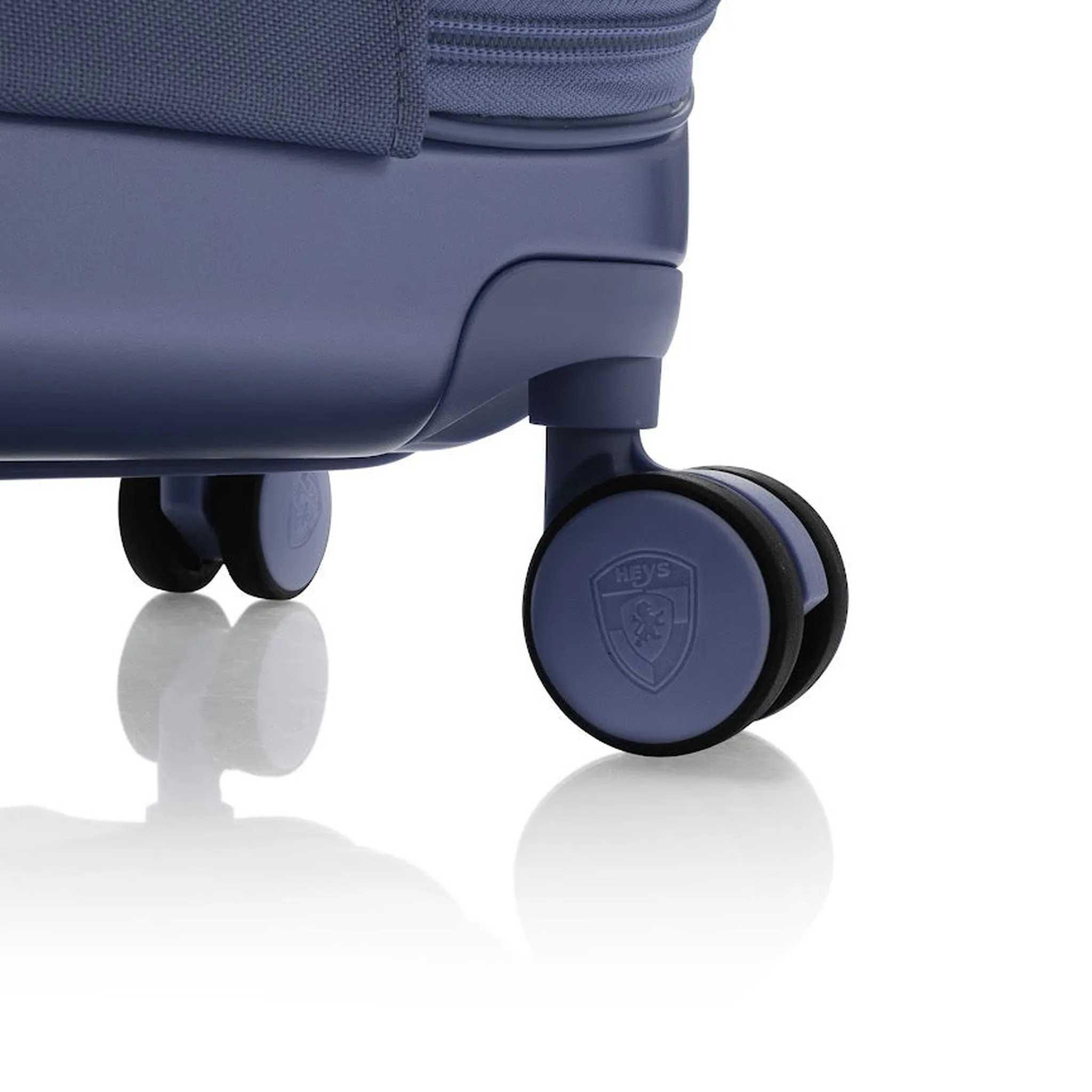 Heys EZ Fashion 30" Spinner