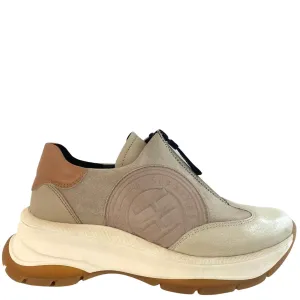 Hispanitas Cream Leather Classic Front Zip Sneakers