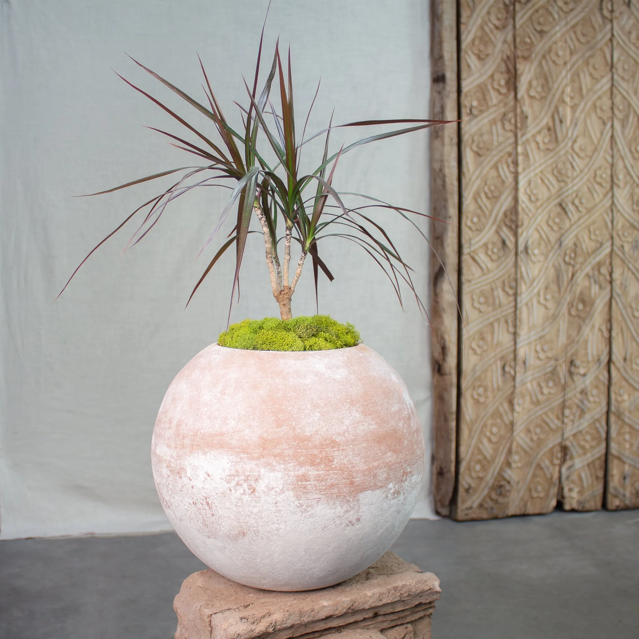 Horizon Planter. Vintage Terracotta pot.