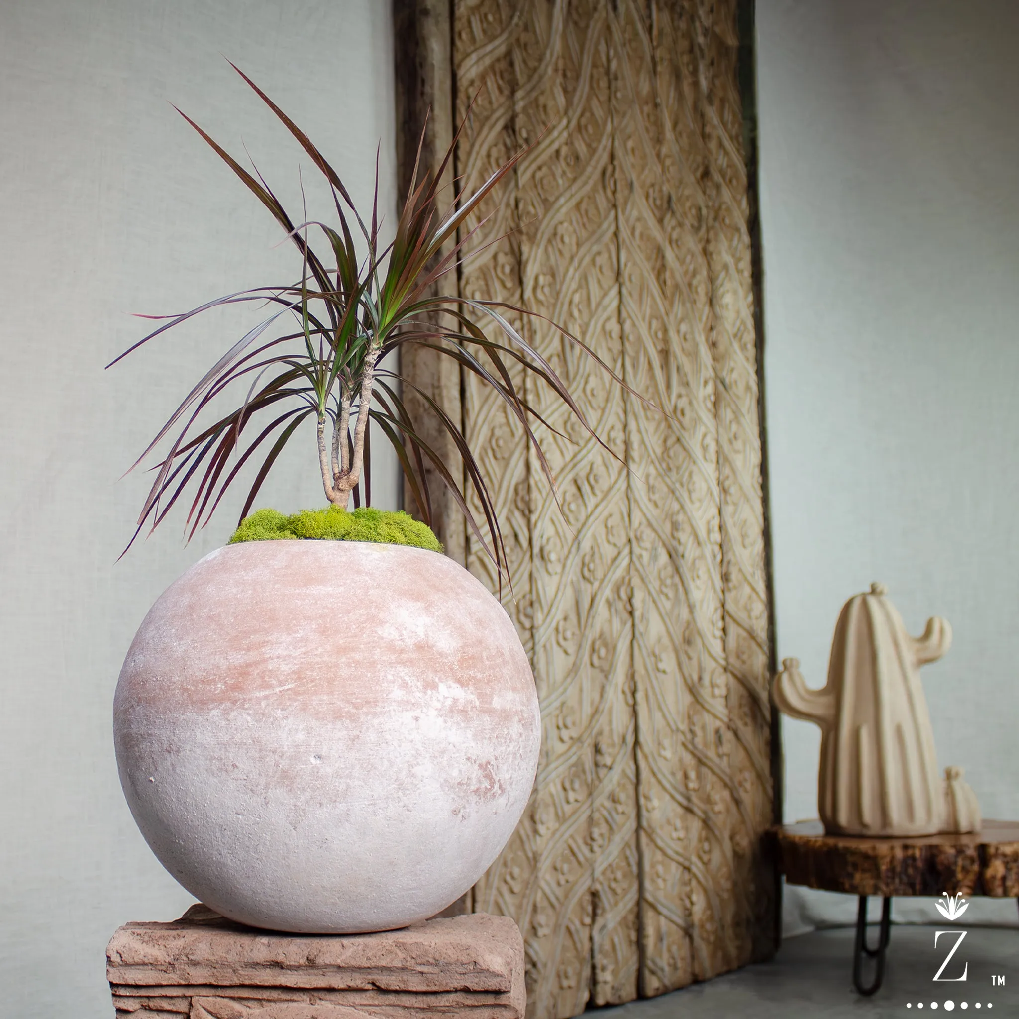Horizon Planter. Vintage Terracotta pot.