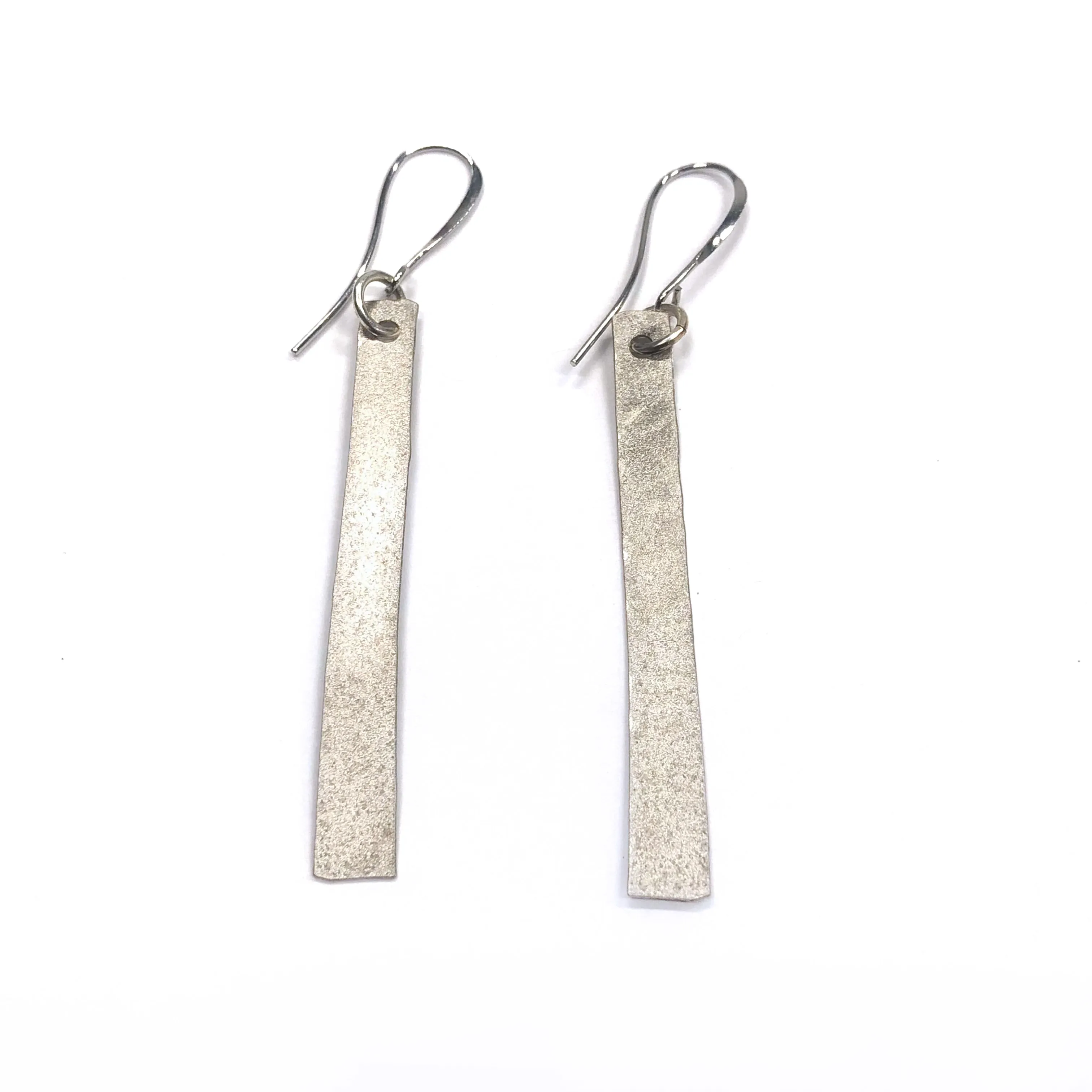 Jackie - Simple 24K gold lightweight strip dangle earring