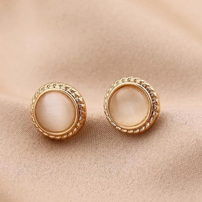 just-lil-things-gold-earring-pin-earring-jlt10294