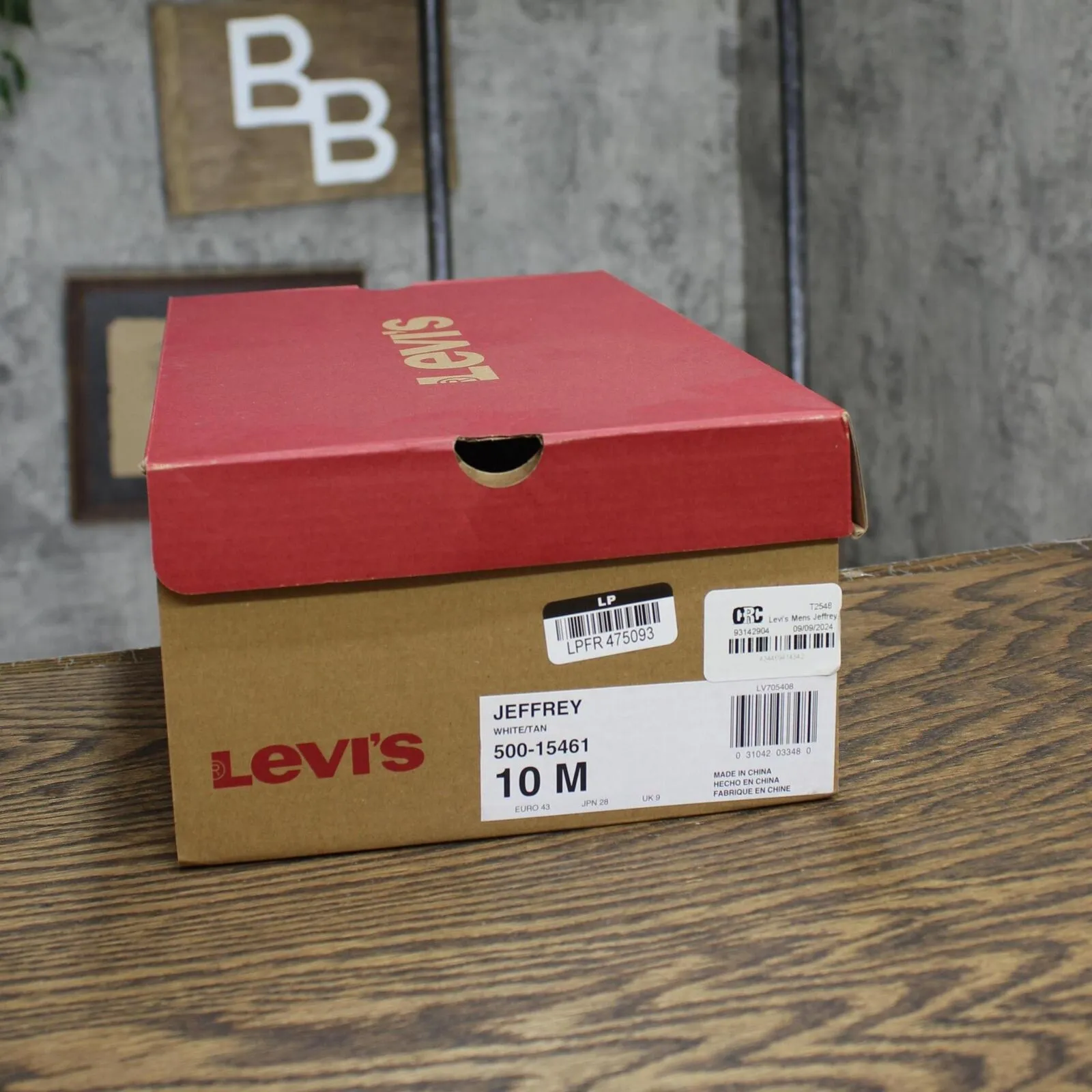 Levi's Mens Jeffrey Synthetic Leather Casual Lace Up Sneaker White 10M