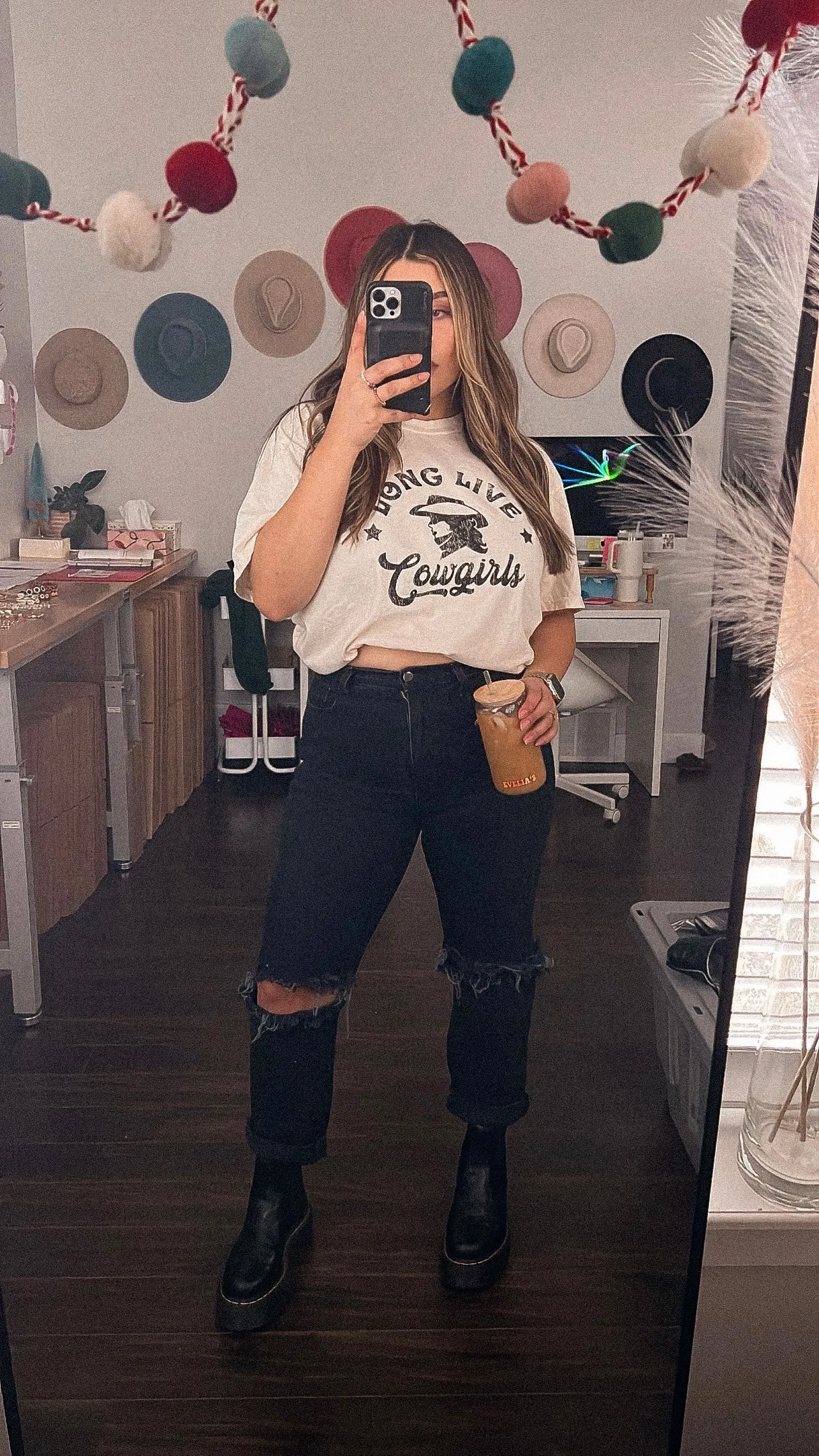 long live cowgirls graphic tee