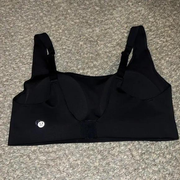 Lululemon align bra. 10 A/B