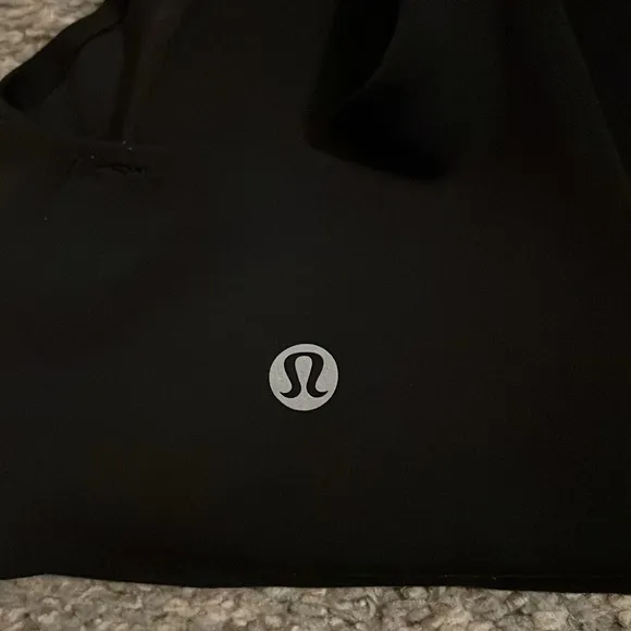 Lululemon align bra. 10 A/B
