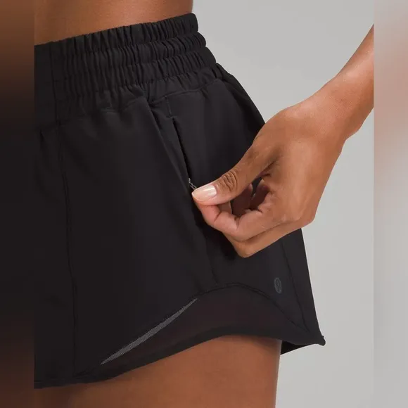 LULULEMON X PELOTON Hotty Hot Short LR
