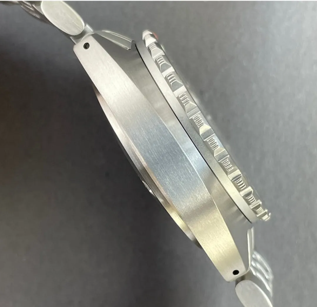 Maranez Samui Titanium Grey Black Hand