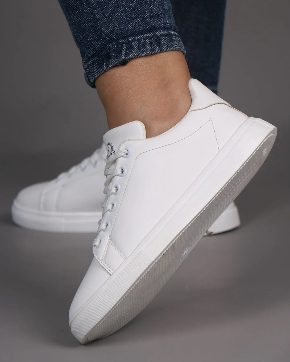 Nova Sneaker 4126