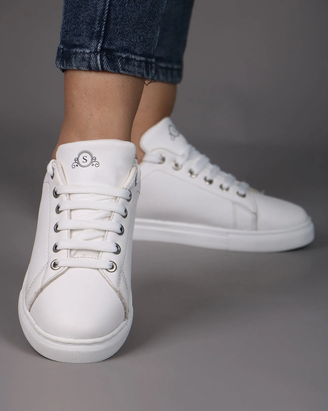 Nova Sneaker 4126