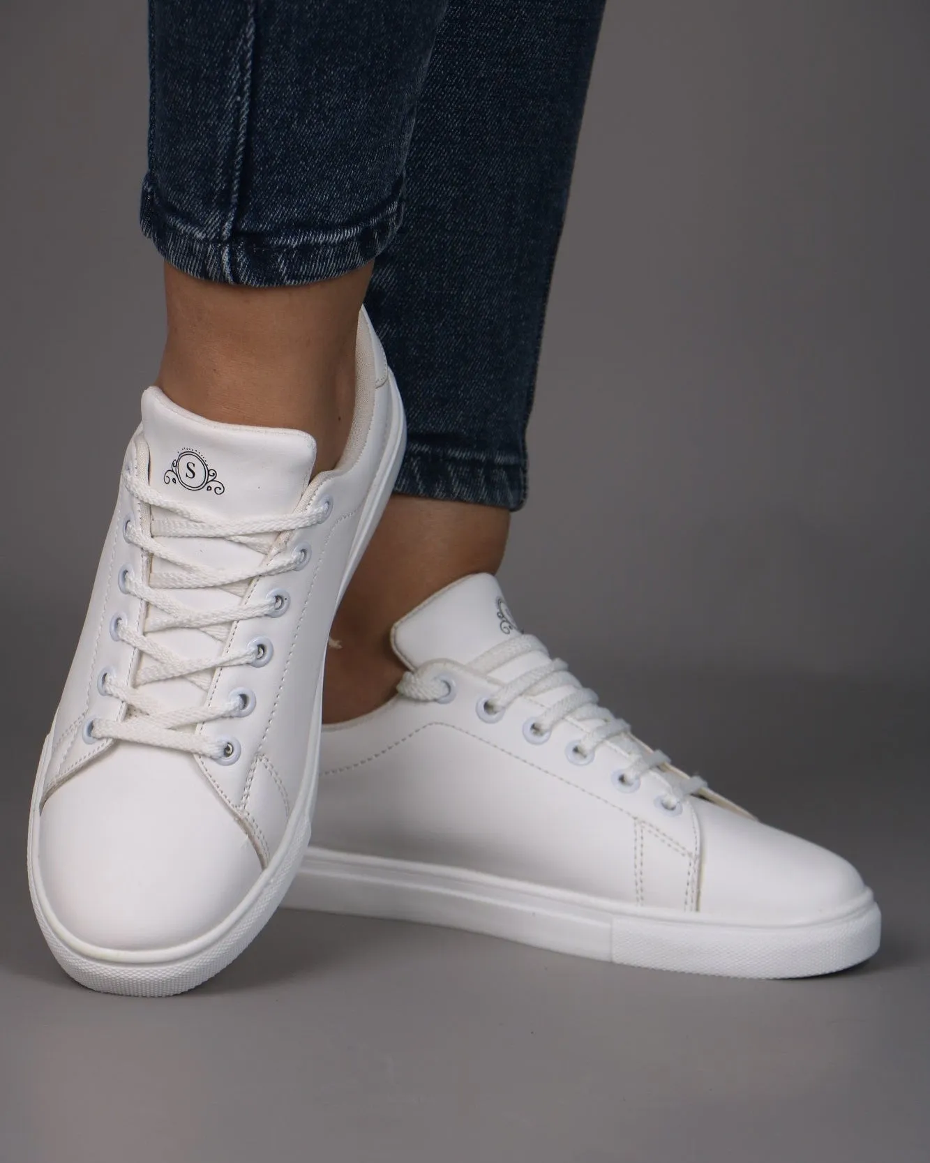 Nova Sneaker 4126