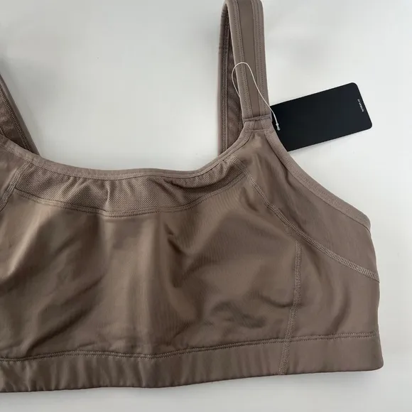 NWT Syrokan Wirefree High Impact Maximum Support Sports Bra size 40DD