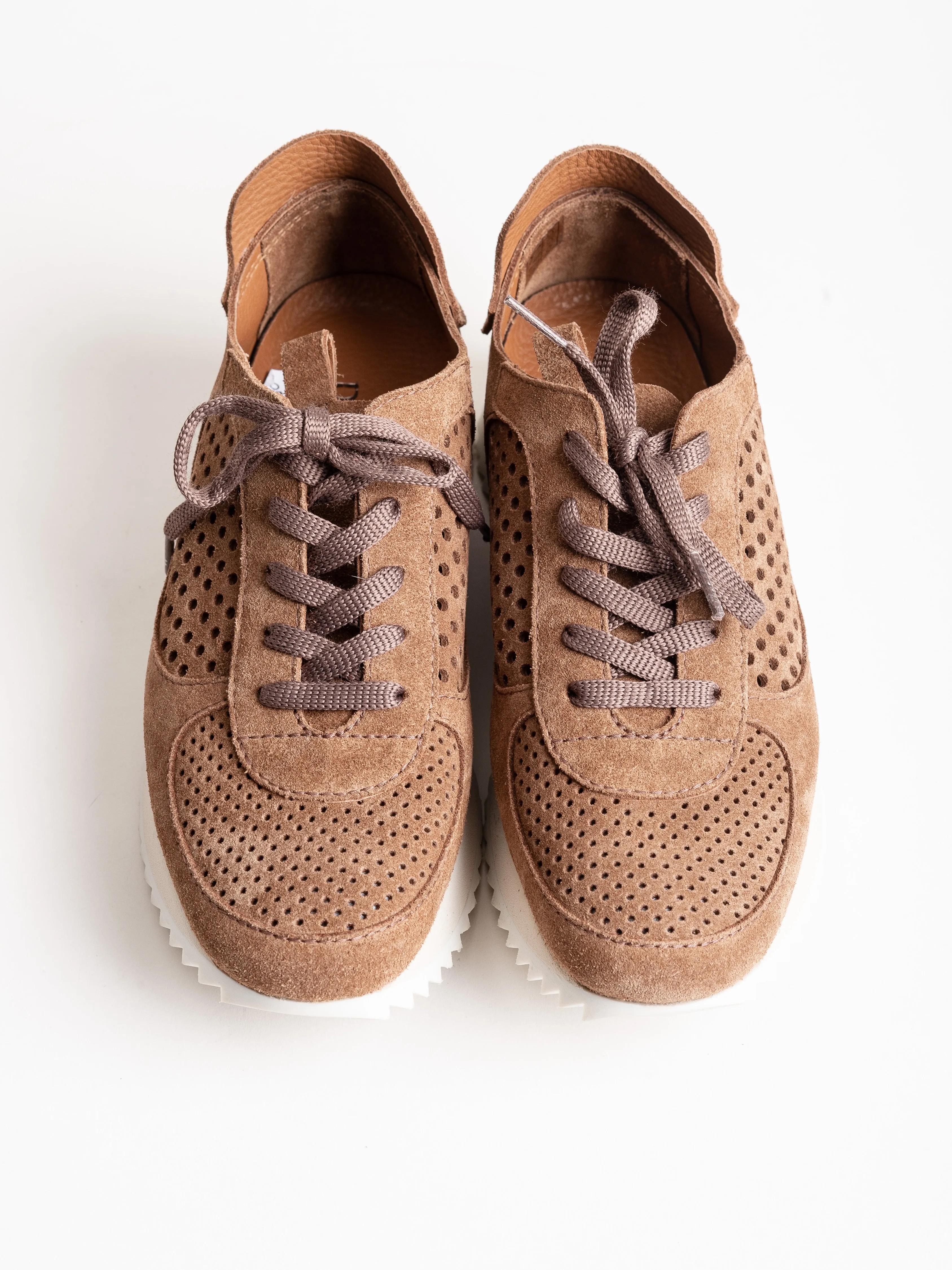omega sneaker - hazelnut castoro