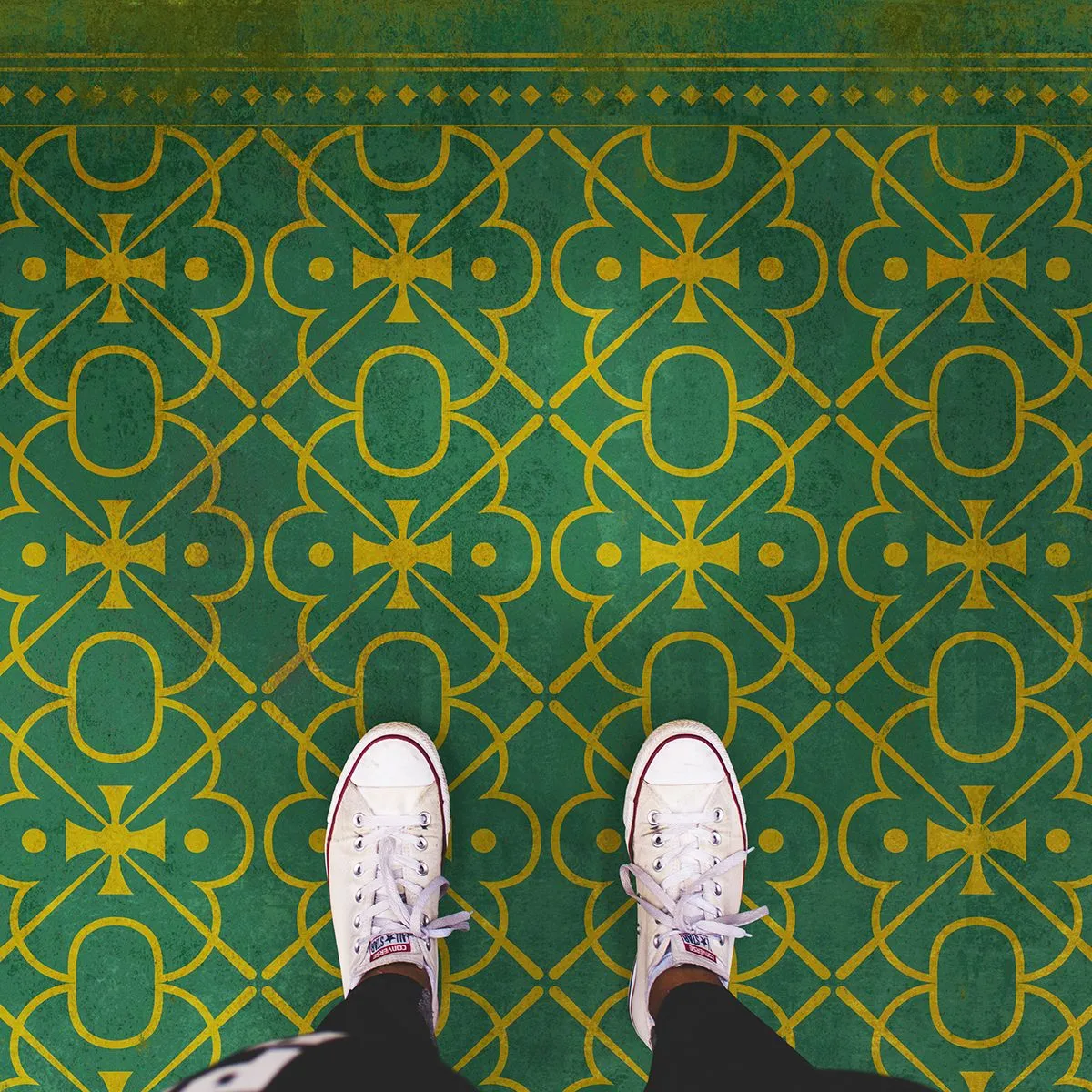 Pattern 05 "Mr Green" Vinyl Floorcloth - Spicher & Co.