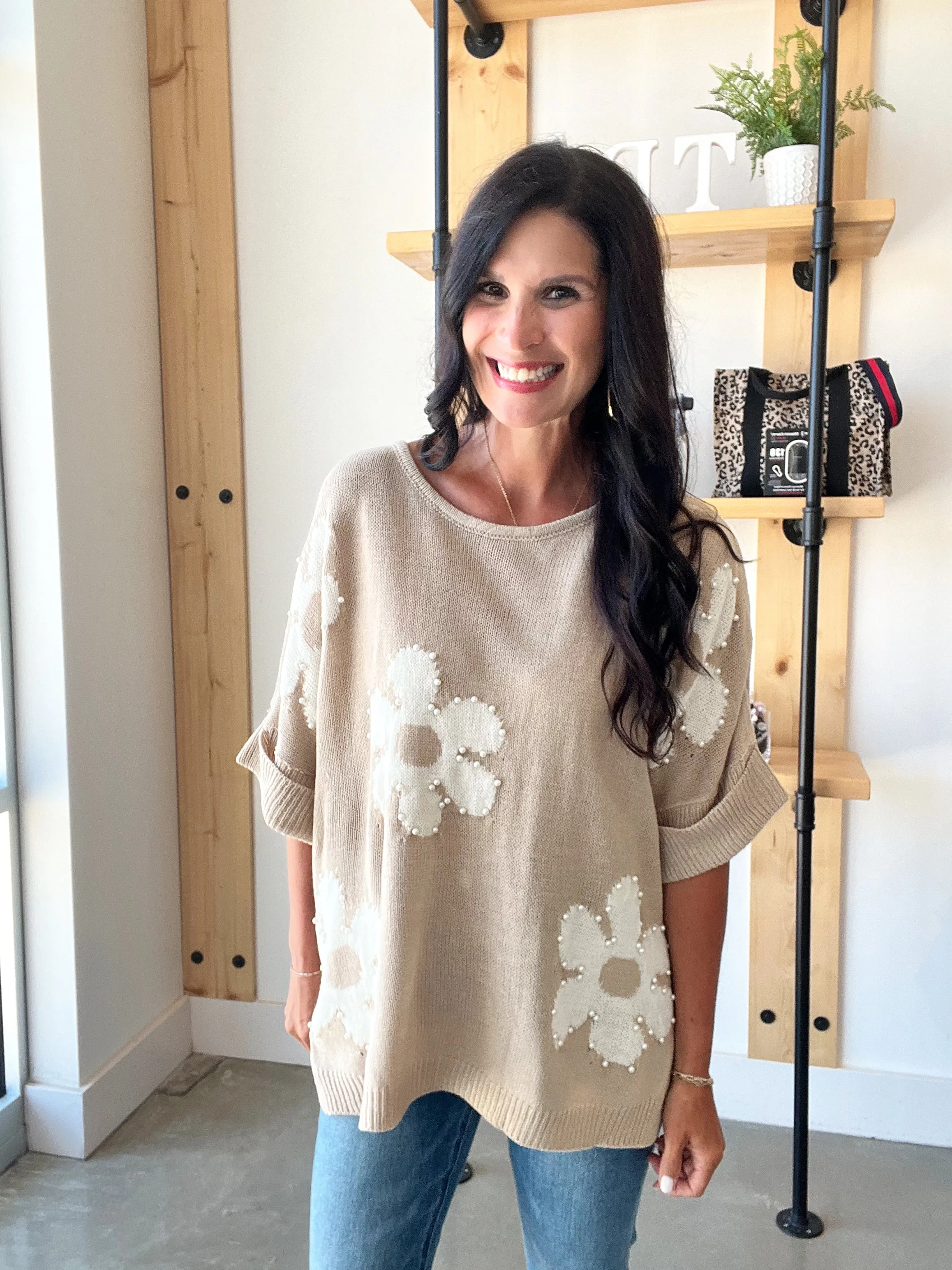 Pearl Flower LIghtweight Sweater in Oatmeal