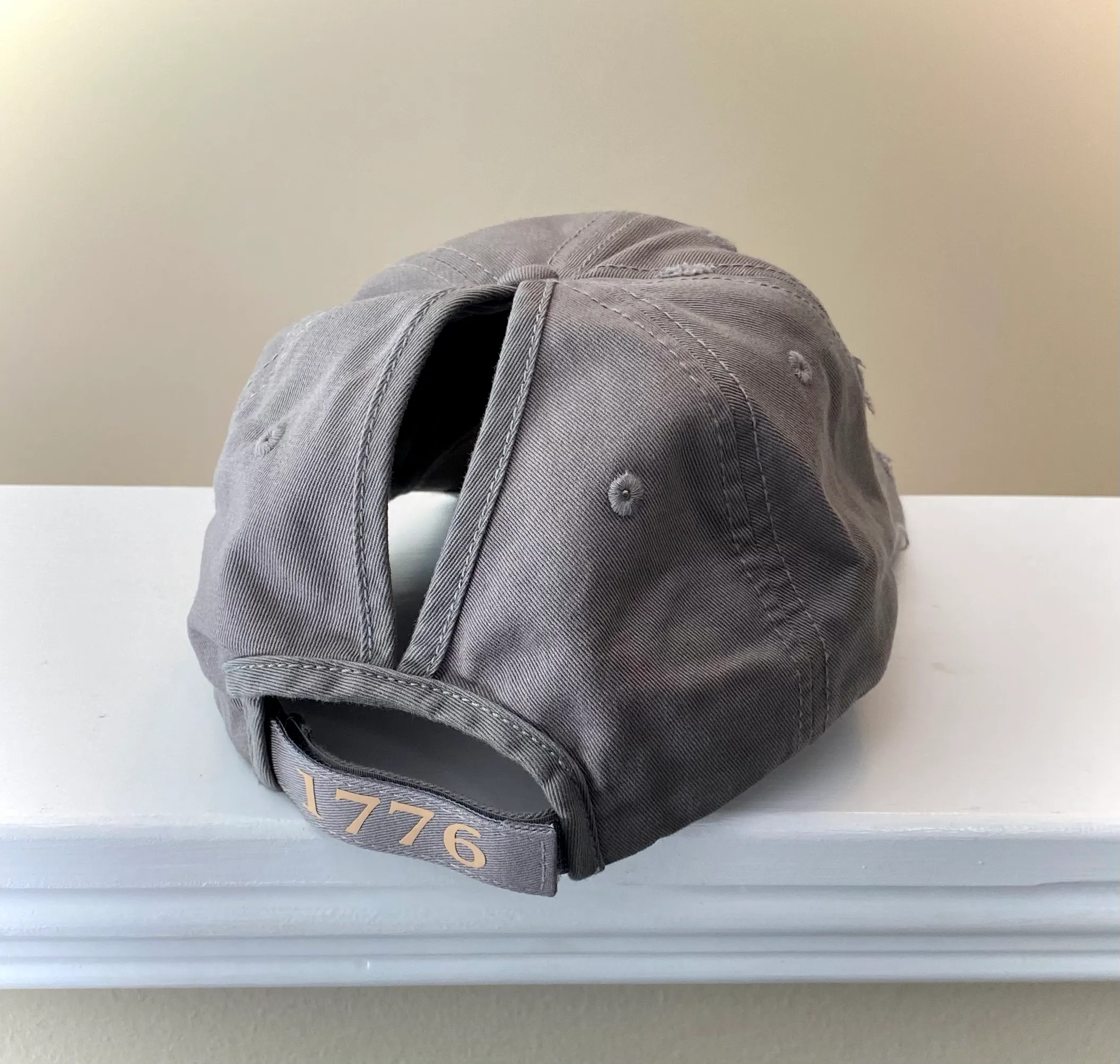 Ponytail Vintage Taupe Leather Patch