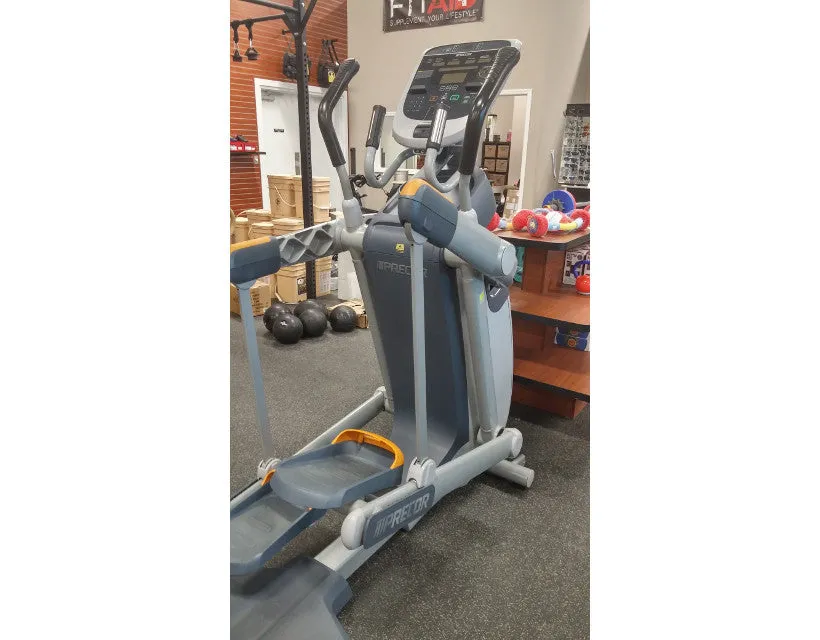 Precor AMT 833 Adaptive Motion Trainer - Cross-trainer Elliptical