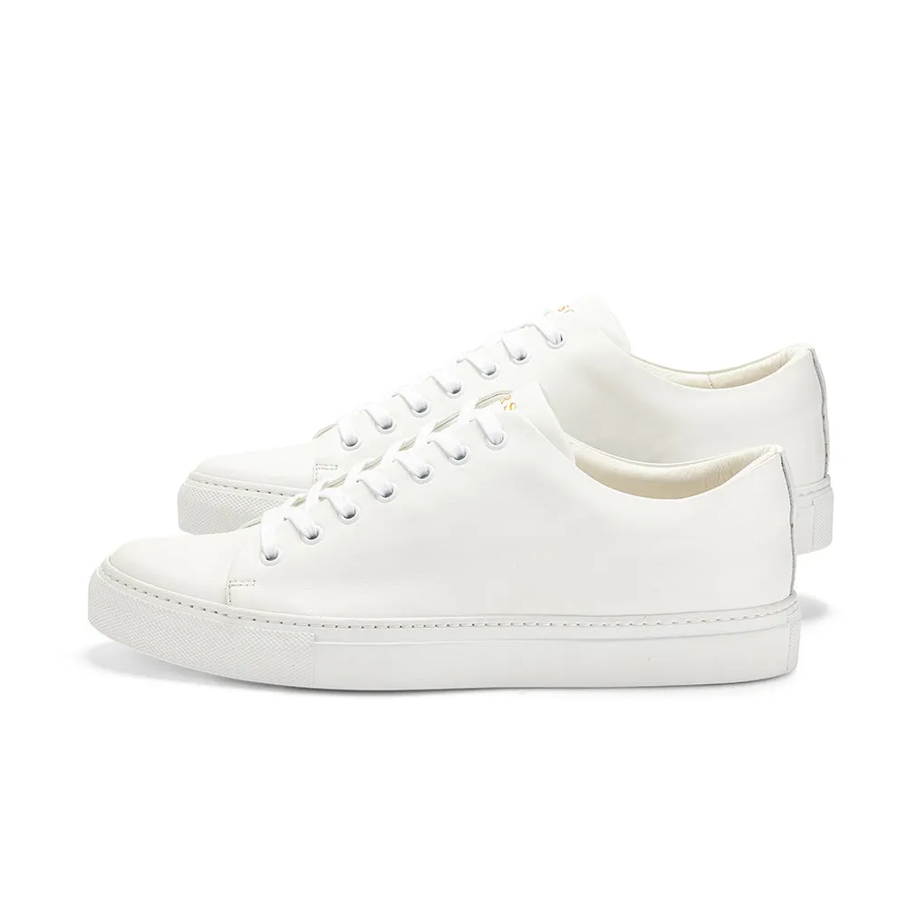 RUSSELL LOW | WHITE