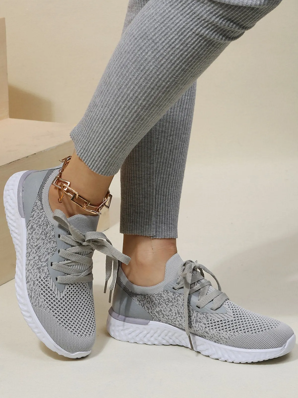 Solid Color Breathable Simple Casual Flyknit Sports Running Shoes