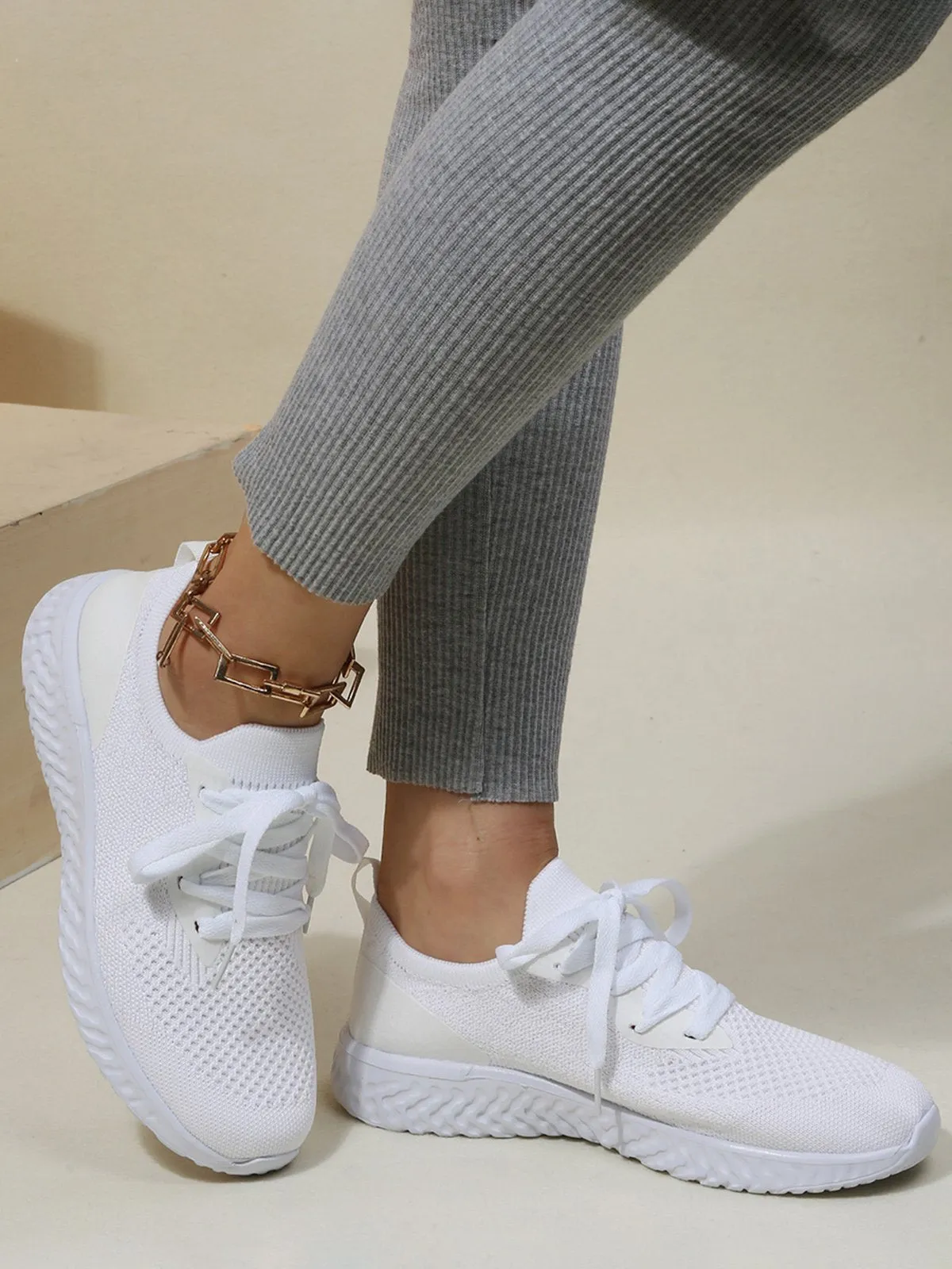 Solid Color Breathable Simple Casual Flyknit Sports Running Shoes