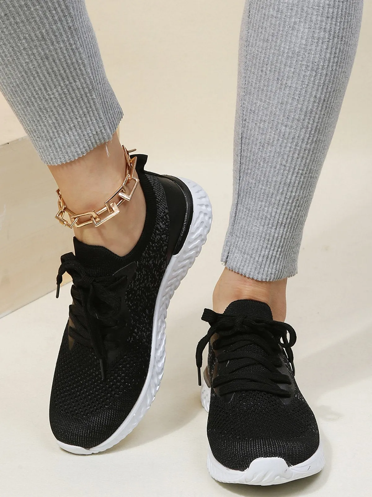 Solid Color Breathable Simple Casual Flyknit Sports Running Shoes