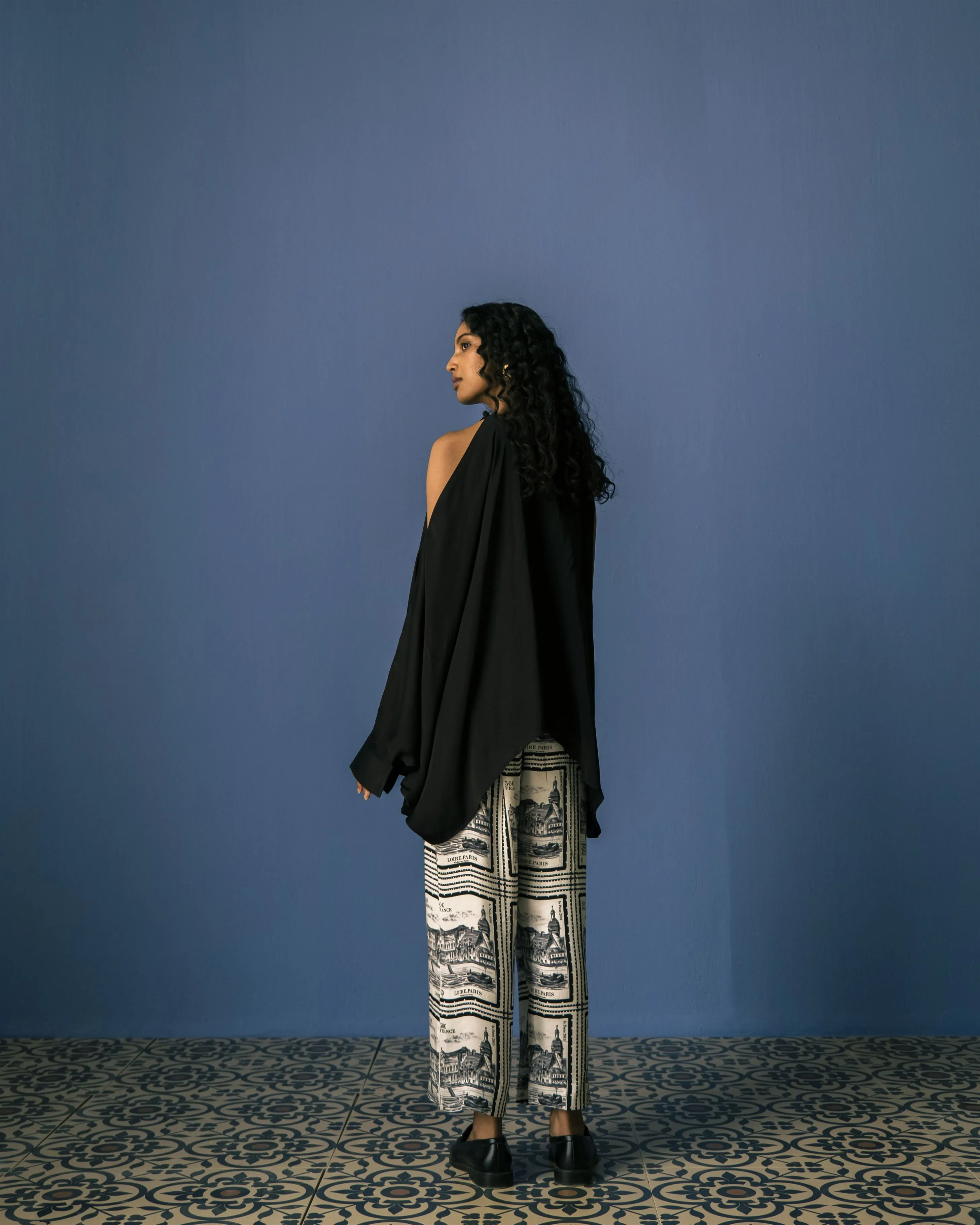 Studio Rigu   I   Mono Fringe Top Plain Hand Dyed Vegan Silk Black Srch040