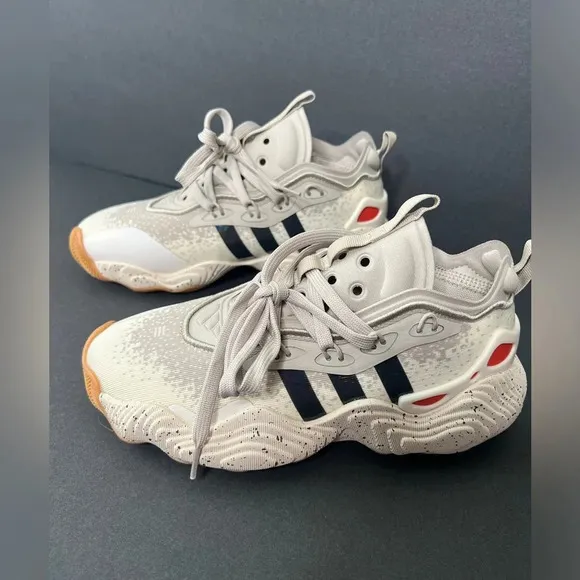 Trae Young 3 J Adidas basketball shoes sneakers size US 4 modern futuristic