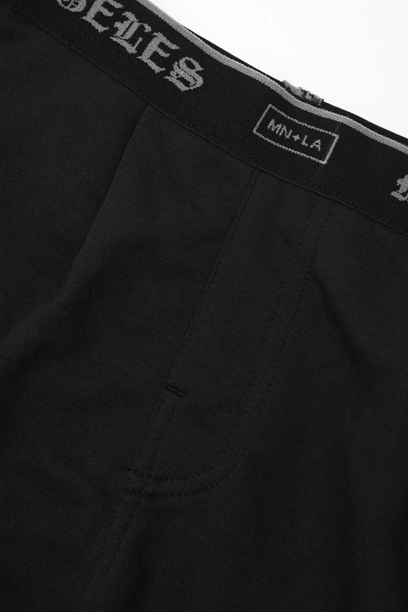 TRAINING SHORTS IN ANTHRACITE