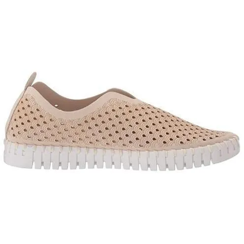 Tulip 139 Perforated Slip-On Sneaker in Kit