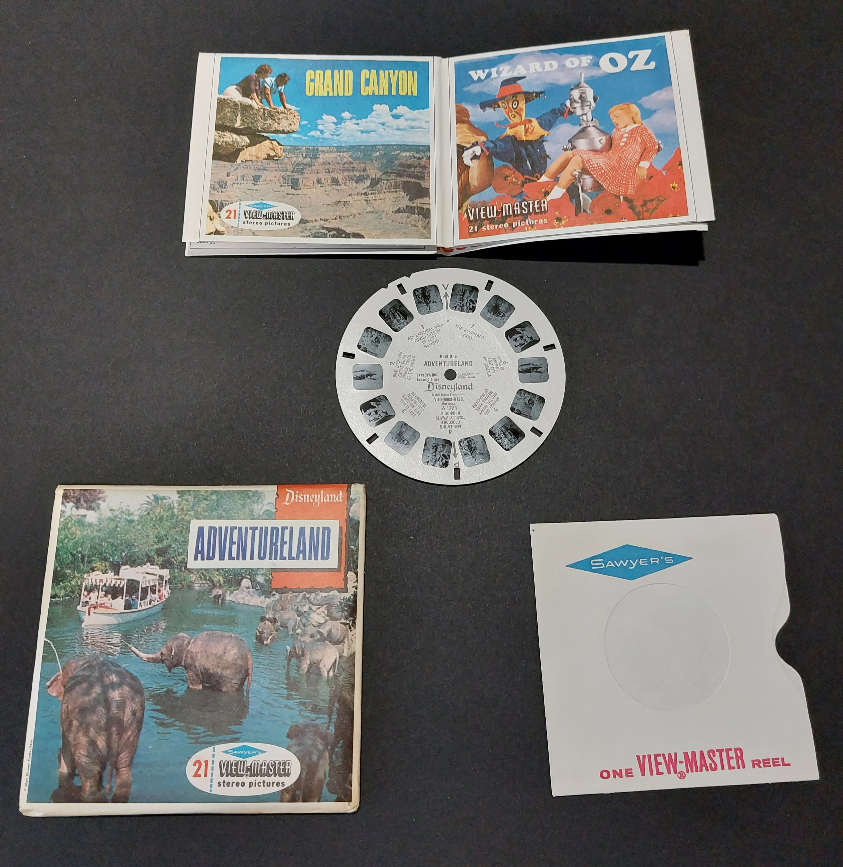View master viewer and 9 complete sets of view master disks