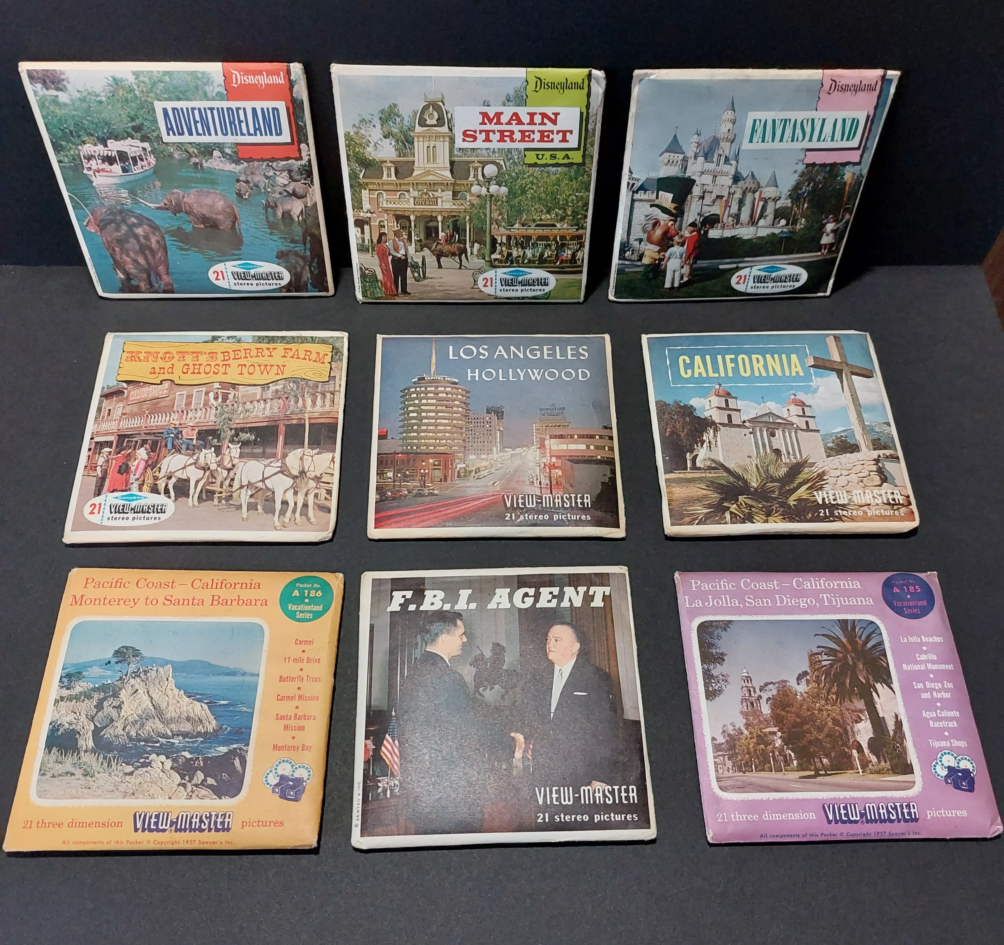 View master viewer and 9 complete sets of view master disks