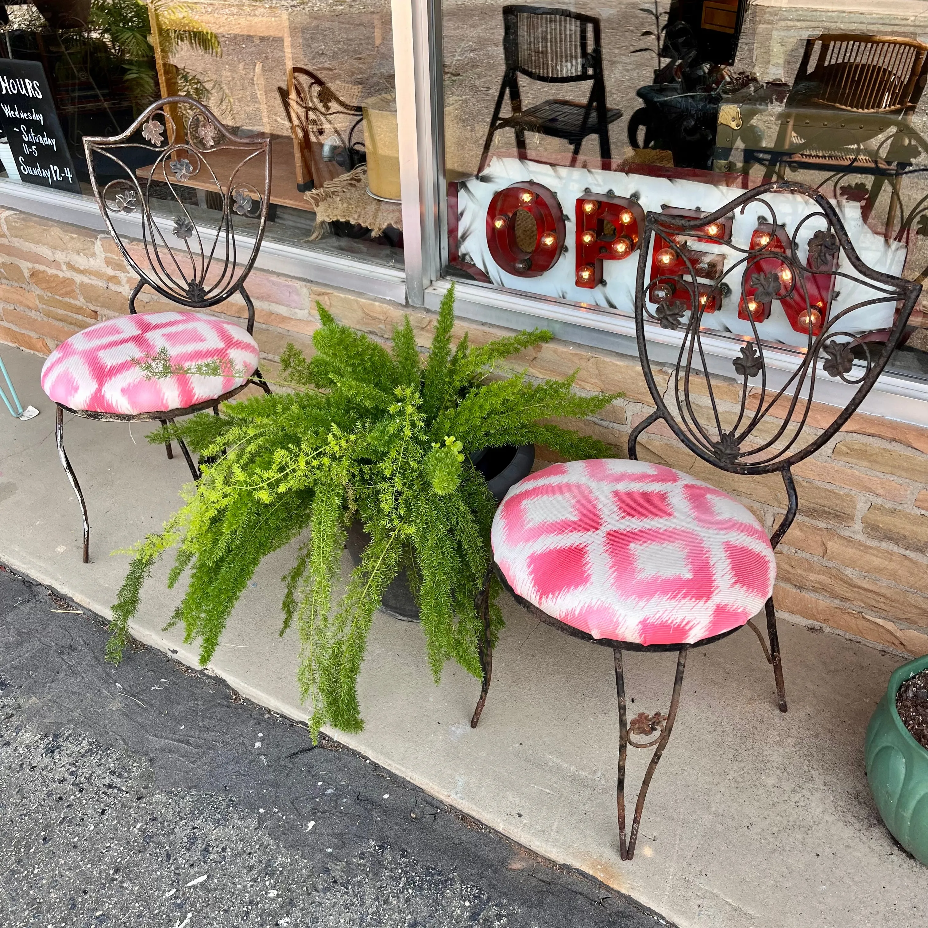 Vintage Metal Outdoor Seating Set with Refurnished Seating