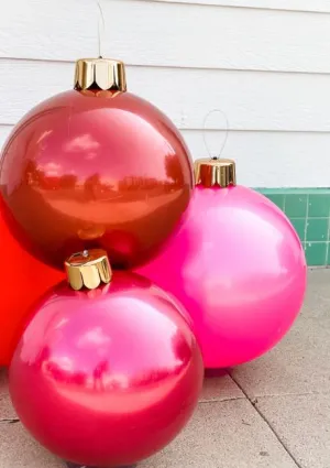 Vintage Red 30in Holiball